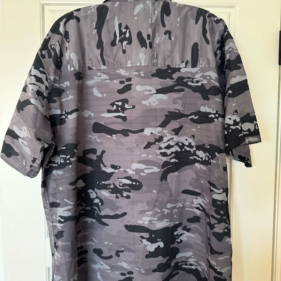 HOWITZER MEN'S CAMO PRINT AMBUSH SHORT SLEEVE BUTTON DOWN SHIRT Size 2X - Picture 10 of 11